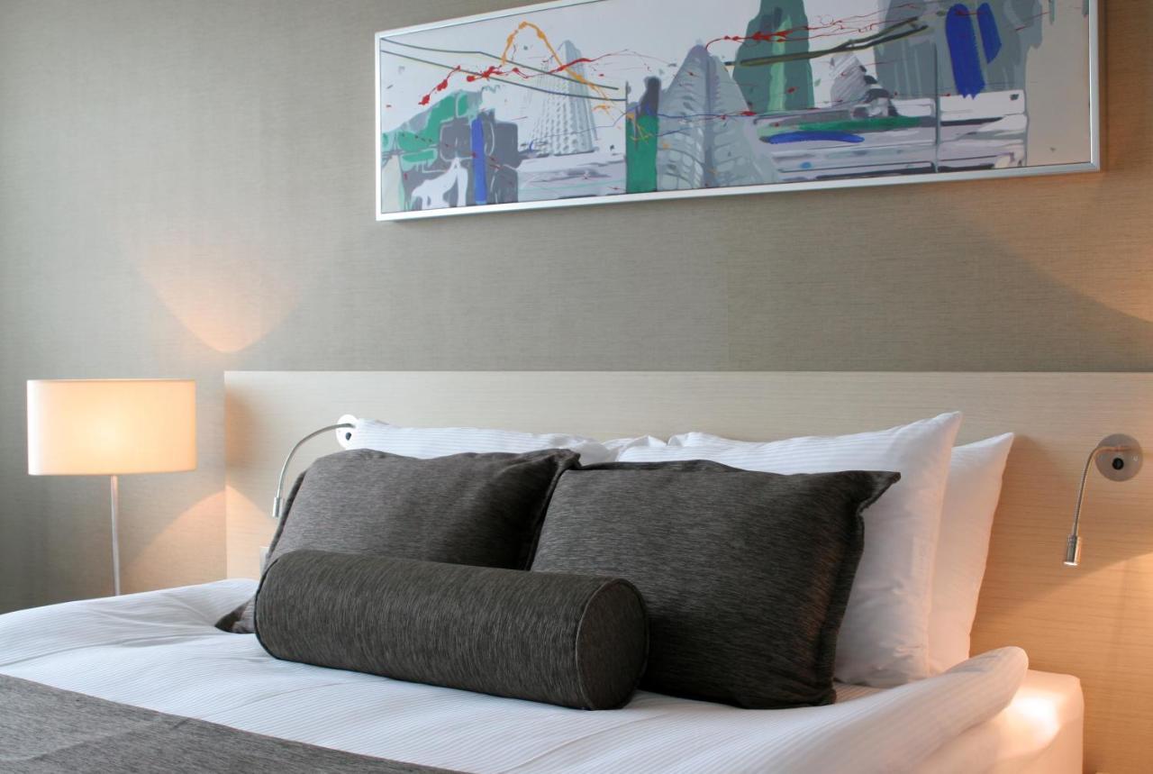 Cpankara Hotel Exteriör bild A bolster pillow